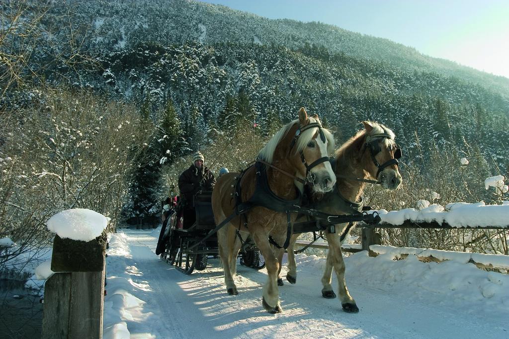 Hotel Zum Lamm Тарренц Экстерьер фото