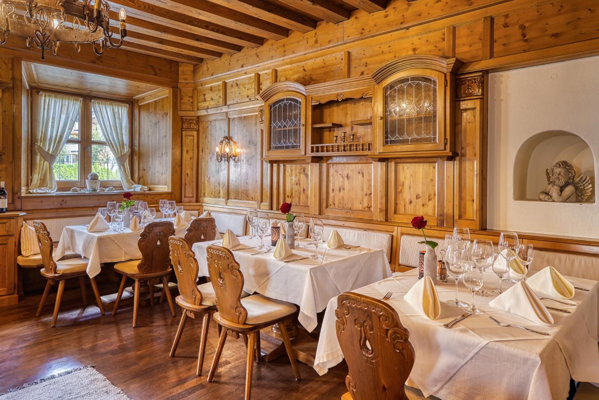 Hotel Zum Lamm Тарренц Экстерьер фото