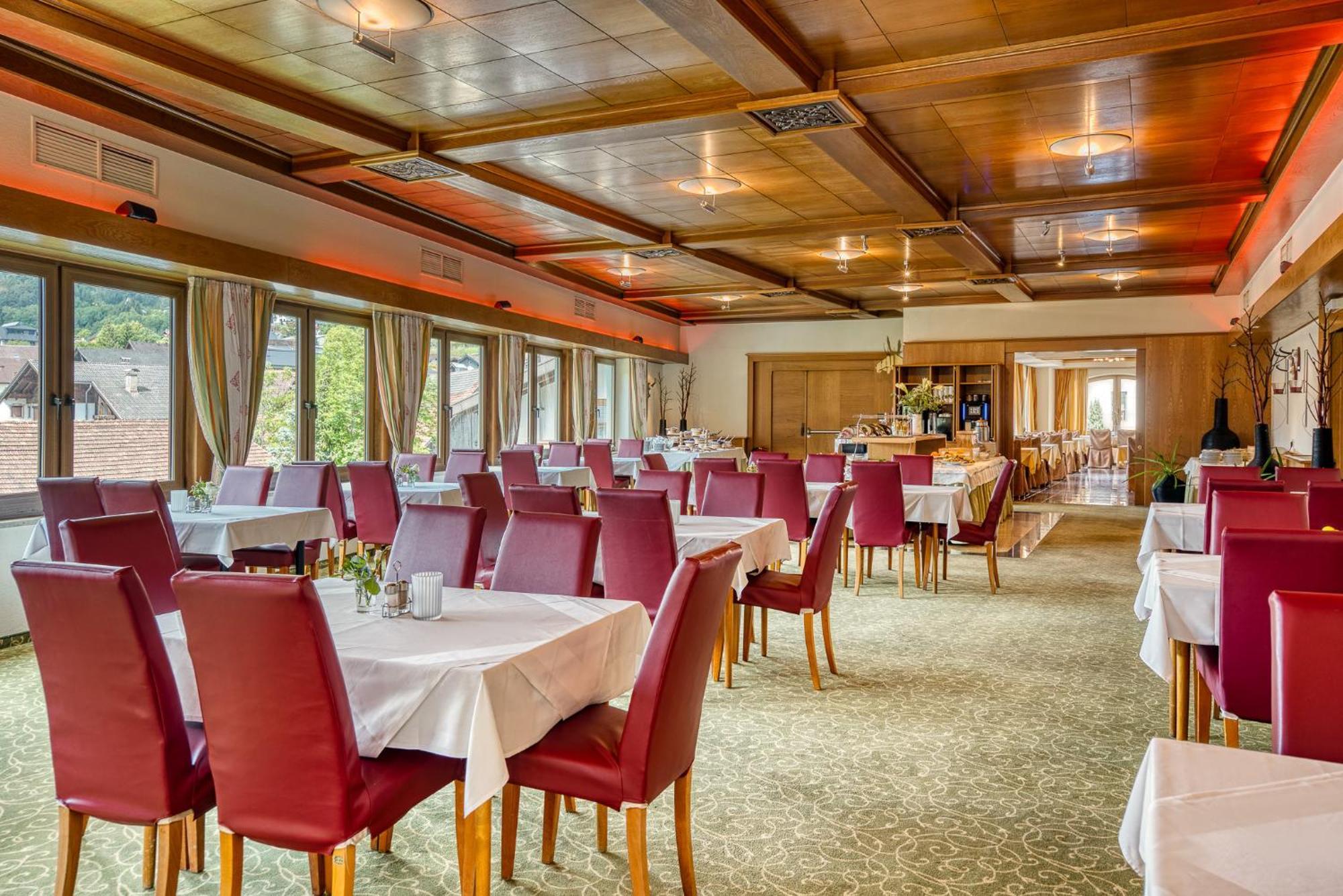 Hotel Zum Lamm Тарренц Экстерьер фото